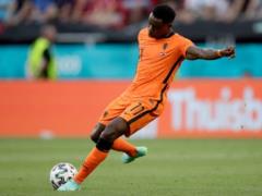 The ex-football player shines 7.5 years in prison detained in Dubai