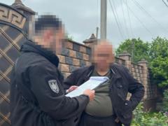 Экс-директор филии  Леса Украины  погорел на незаконном обогащении: у него дома нашли наличку на сотни тысяч долларов