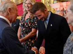 Beckham rewinding the faces of Zvannya vid Korolivsko Rodini