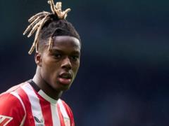 Barcelona Lydiru in Borotbi for Niko VILILAMS