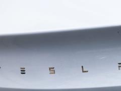 Tesla возглавила рейтинг подержанных автомобилей в Украине