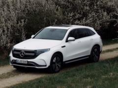 Mercedes отзывает электромобили из-за риска возгорания батареи