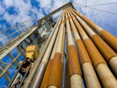 Рубль  съедает  нефтяные доходы Кремля