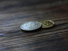 Старые 50 копеек можно продать более чем за 10 тысяч: какая украинская монета ценится