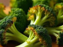 Варить не нужно: как вкусно приготовить брокколи, но чтобы овощ оставался полезным