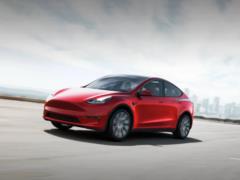 Украинцы купили тысячи старых авто: сколько стоит самая популярная машина