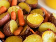 Как вкусно и быстро приготовить молодой картофель: самый простой рецепт блюда для всей семьи