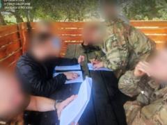 Двум нападавшим на бойца Азова сообщили о подозрении