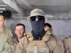 Украинские защитники взяли в плен россиян, которые пытали пленных