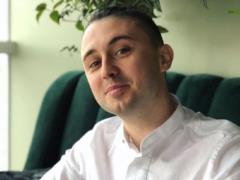 Тарас Тополя показал символ надежды после удара по своему дому