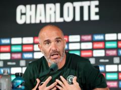 Mareste: USA - NEVIDPONED MISCE for Turnir