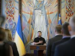 Десять новоназначенных судей приняли присягу