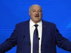 Лукашенко помиловал 16 заключённых ко дню независимости