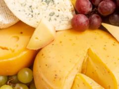 Польша  заваливает  украинские супермаркеты своим продуктом: что происходит на рынке