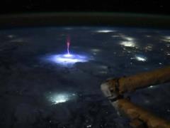 Редкое космическое явление: NASA зафиксировали временные световые вспышки над Мексикой.