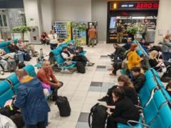 В России второй день подряд отменяют авиарейсы