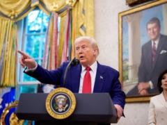 Трамп пригрозил дополнительными пошлинами странам, поддерживающим БРИКС