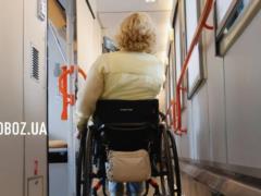 Первый в Украине:  Укрзалізниця  показала единственный безбарьерный вагон.