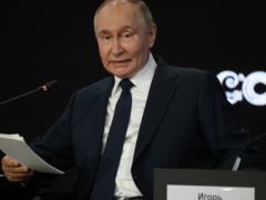 Рейтинг Путина упал до минимума с 2022 года