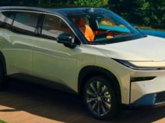 Новый кроссовер Toyota за $15 000 оказался очень популярным: фото