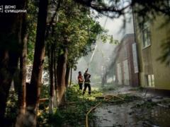 В Сумах россияне вновь нанесли удар по месту, где работали спасатели