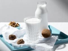 В чем разница между безлактозными и безмолочными продуктами?