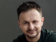 Украинский актер, который имеет бронь от театра, присоединился к силам ПВО и рассказал, платят ли за это