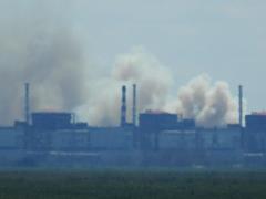 Возле Запорожской АЭС заметили сильное задымление