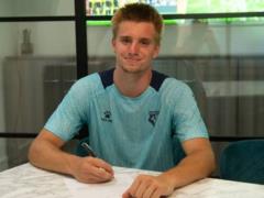 The English club signed a contract with Shevchenko