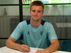 KRISTIAN Shevchenko PIDSISCHING OF THE Professional Contract Zetford