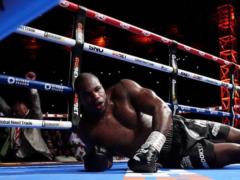Lennox Lewis appreciated Dubois s behavior in a fight with Usik