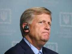 Бывший посол США в России выступил за то, чтобы российские эмигранты в США отказывались от гражданства РФ