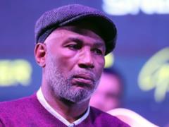Lennox Lewis believes that there is a boxer capable of defeating