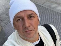  Это Киркоров №2?  Потап блеснул  юмором  и чудаковатым стилем на фестивале Лаймы Вайкуле, но публика не оценила