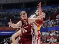 Латвийский баскетболист отказался играть на турнире против россиян