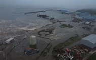 Цунами смыло завод на Камчатке