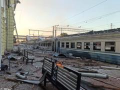 ГСЧС показала последствия удара РФ по Лозовой