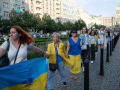 Украинцы стали меньше верить в скорую перспективу вступления в ЕС и НАТО
