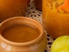 Пикантный соус  Ткемали  из желтых слив: идеальное дополнение к мясу и другим любимым блюдам