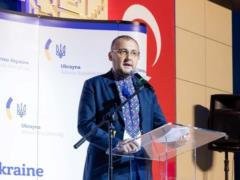 Посол Украины отреагировал на инцидент с флагом УПА на концерте в Варшаве