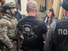 Более 150 одновременных обысков: в Украине перекрыли каналы переправки мужчин за границу. Все детали и фото