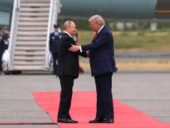 Трамп попросил у сторонников донаты на фоне переговоров с Путиным