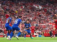 Liverpool began the championship of England with the victory over Bournmut