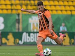 В игре Шахтера с Вересом ровенские фаны посочувствовали утрате отца игрока