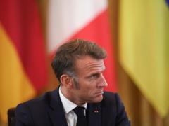 Макрон оценил готовность Путина к миру