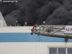 Удар по заводу в Мукачево: увеличилось количество пострадавших