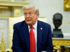 Трамп решил уклониться от дальнейших переговоров Украины с Россией и занять выжидательную позицию — The Guardian