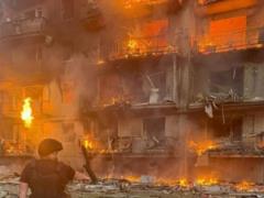 В Константиновке масштабные пожары после атаки РФ