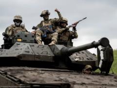 Как украинцы оценивают деятельность ВСУ, президента, правительства, парламента, ТЦК и полиции — опрос