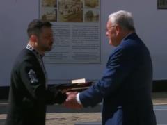 Зеленский наградил Келлога орденом